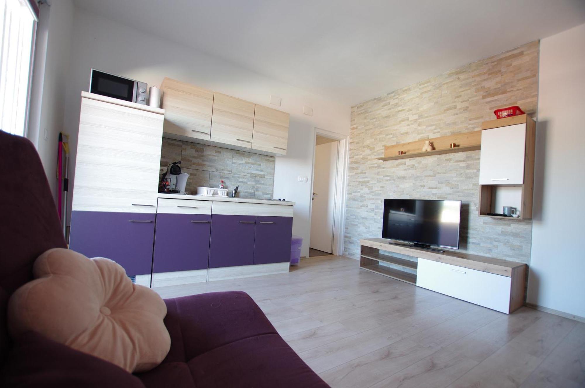 Andre Apartment *